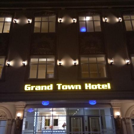 Grand Town Hotel Mandai Makassar Exterior photo