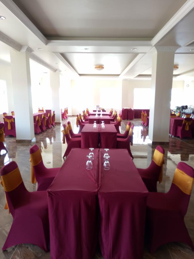 Grand Town Hotel Mandai Makassar Exterior photo